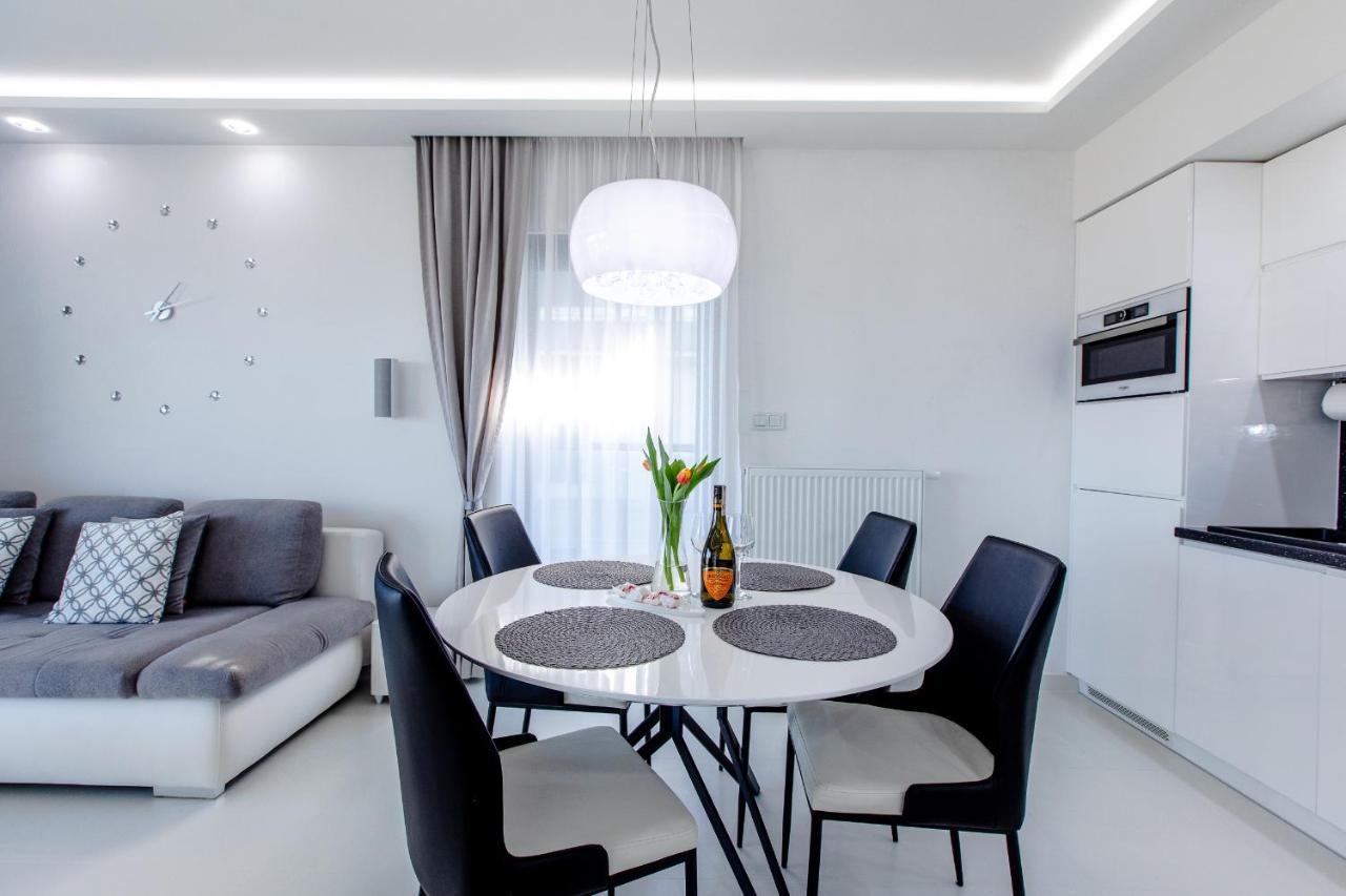 Apartament Luksusowy 23 Gardenia Dziwnow Z Widokiem Na Morze Epapartamenty Exterior foto