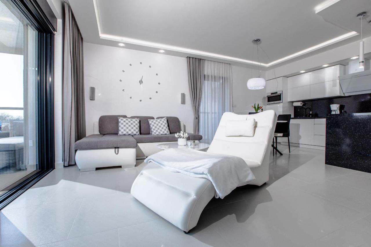 Apartament Luksusowy 23 Gardenia Dziwnow Z Widokiem Na Morze Epapartamenty Exterior foto